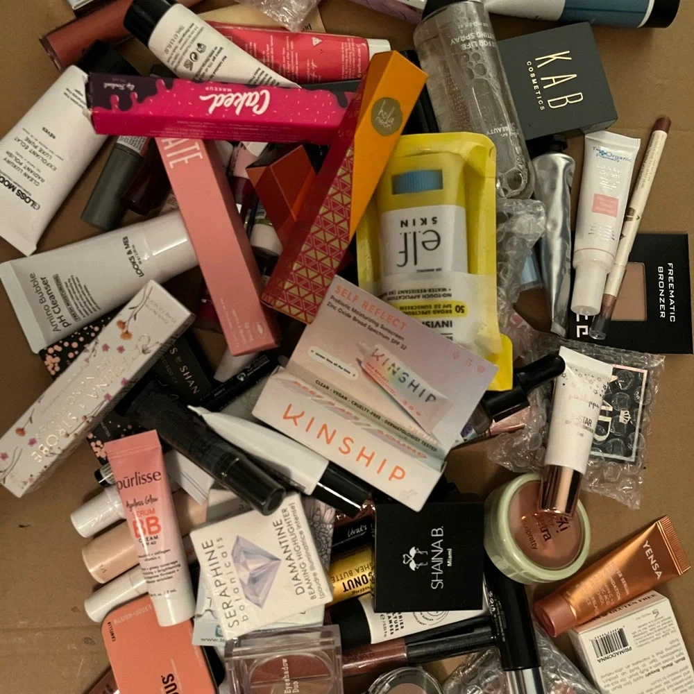 ipsy Assorted Lip Gloss & Balm Variety Pack mixed lot of 85